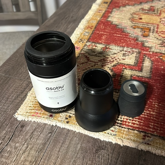 ASOBU portable beer can/beer bottle chiller. beer stays frosty cold. NWOT - Picture 4 of 10